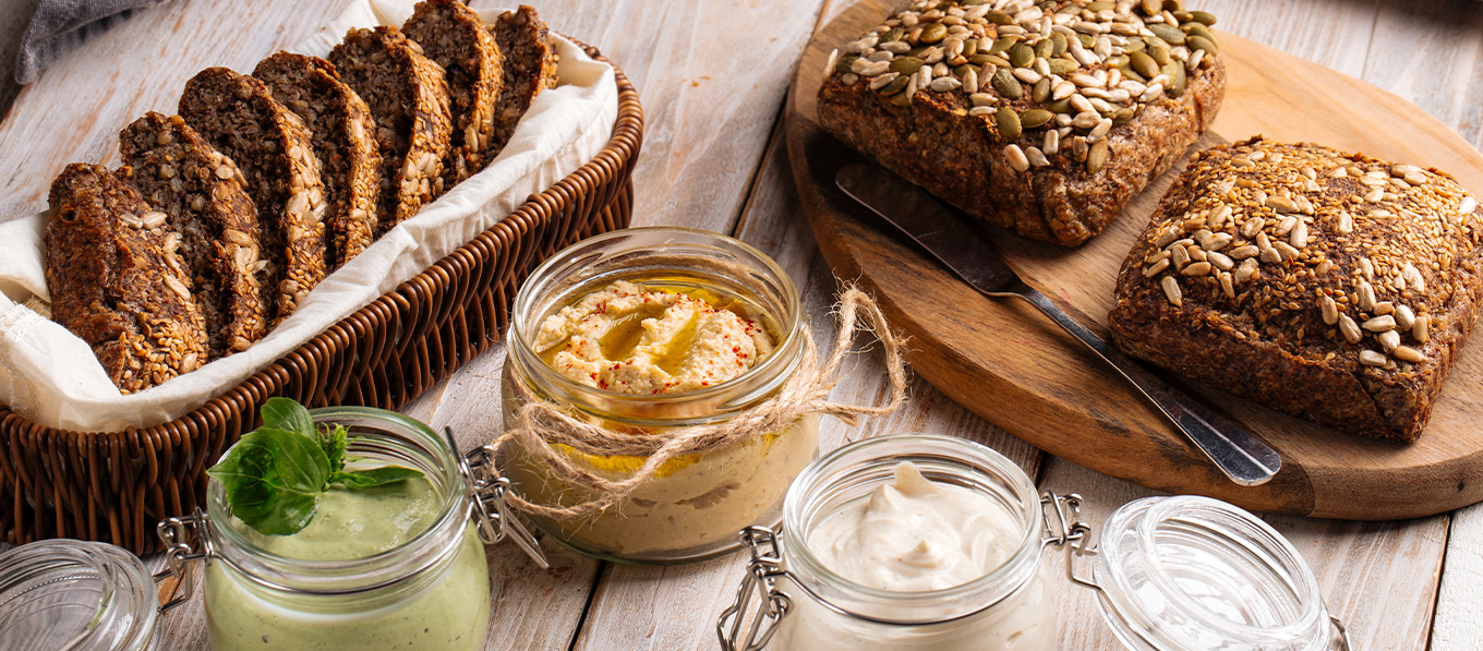 Brot Cerealien und Aufstriche